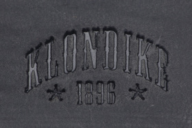 Бумажник KLONDIKE Yukon, натуральная кожа в черном цвете, 12,5 х 3 х 9,5 см