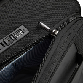 Чемодан 4-х колесный DELSEY WAGRAM 37 x 72,5 x 38.5 см черный